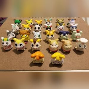 26 lot old school Hamtaro figures